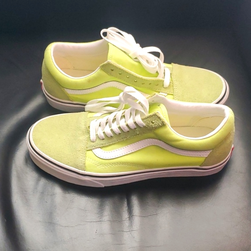 VANS Neon Green Old Skool  shoe size 7.5 Men 9 WOMEN